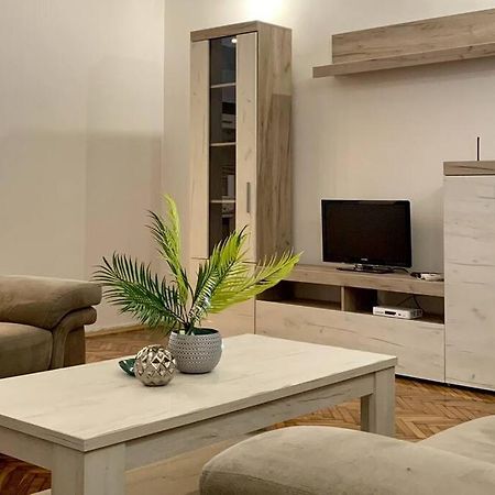 Central City Apartment سكوبجي المظهر الخارجي الصورة