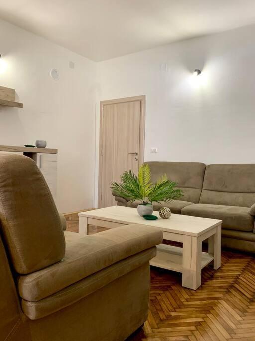 Central City Apartment سكوبجي المظهر الخارجي الصورة