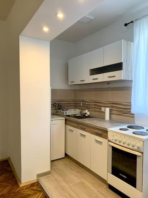 Central City Apartment سكوبجي المظهر الخارجي الصورة
