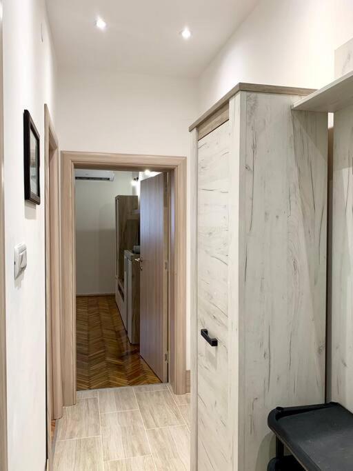 Central City Apartment سكوبجي المظهر الخارجي الصورة